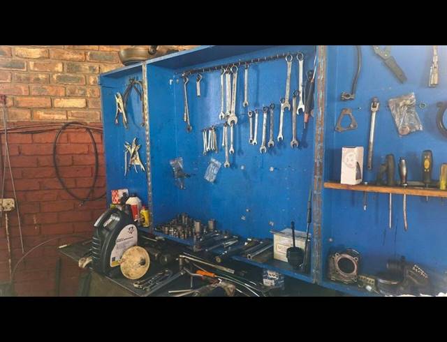 BUSINESS FOR SALE IN HARTENBOS CENTRAL